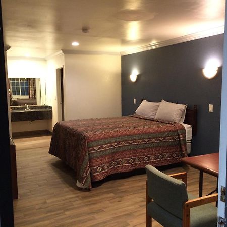 Royal Inn Lomita Δωμάτιο φωτογραφία